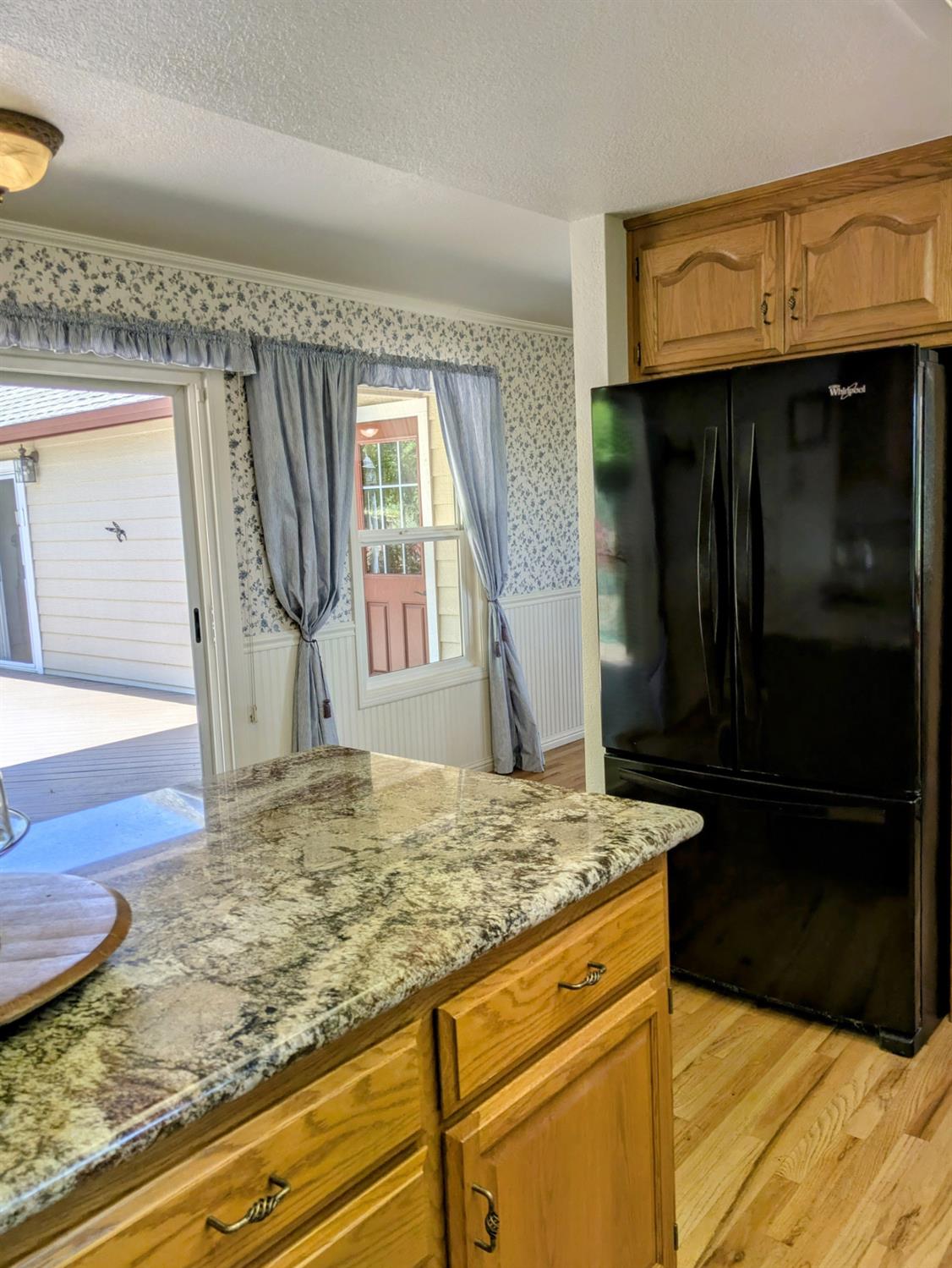 Detail Gallery Image 18 of 78 For 2300 Larsen Dr, Camino,  CA 95709 - 4 Beds | 2 Baths