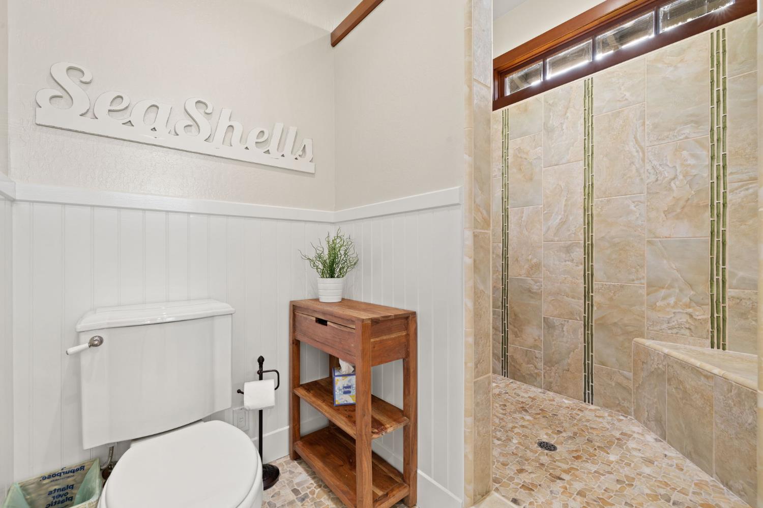 W Southwood Drive, Woodland, California image 40