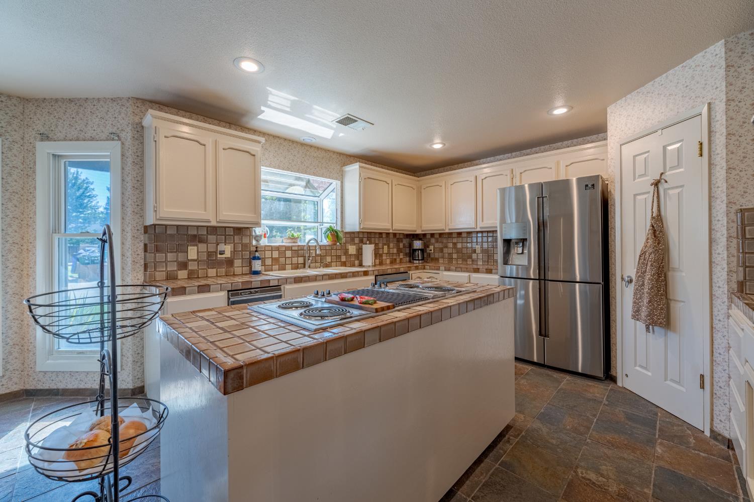 Detail Gallery Image 36 of 84 For 2020 Station Ave, Atwater,  CA 95301 - 4 Beds | 3 Baths