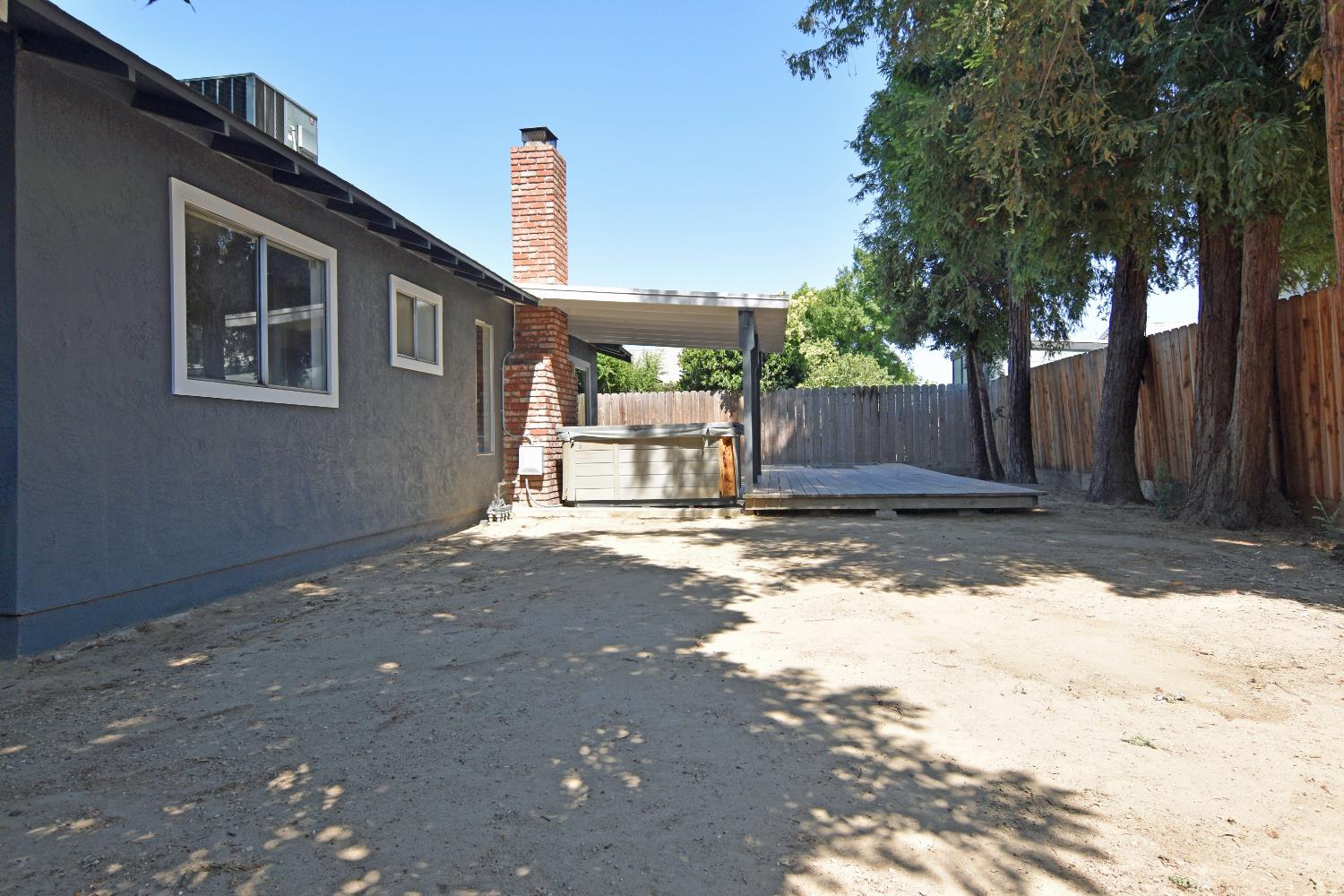Bluefield Avenue, Turlock, California image 33