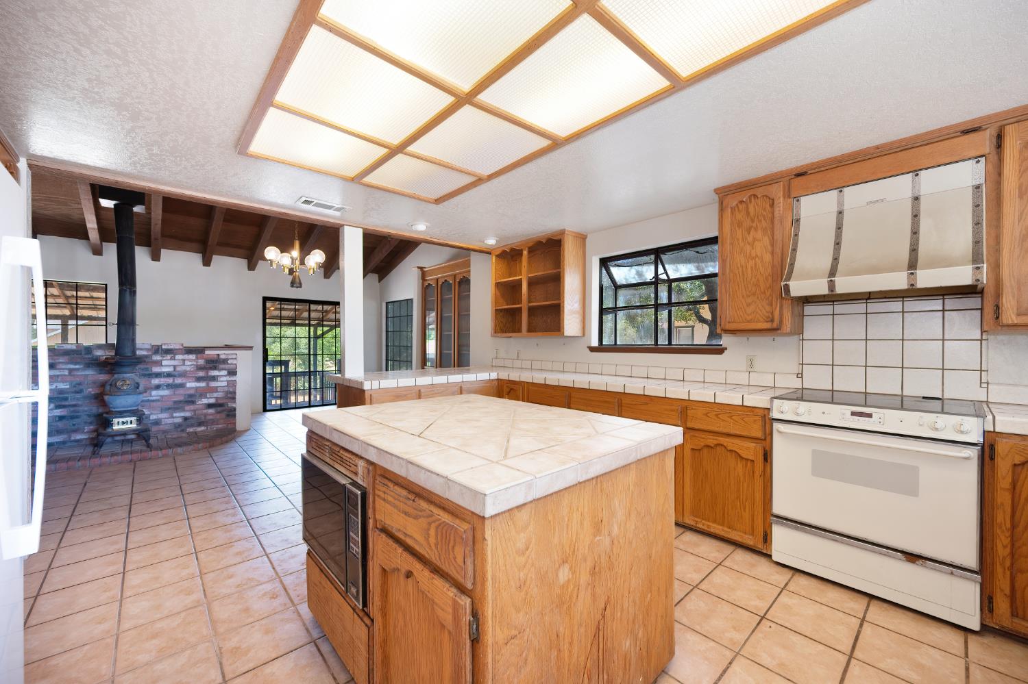 Quinn Place, Loomis, California image 17