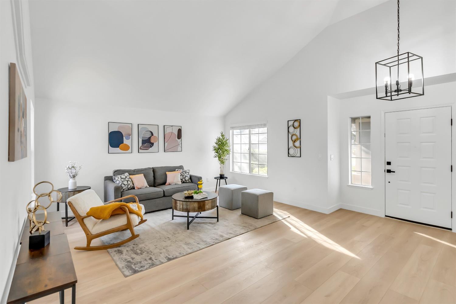 Detail Gallery Image 13 of 57 For 7213 Tiant Way, Elk Grove,  CA 95758 - 3 Beds | 2/1 Baths