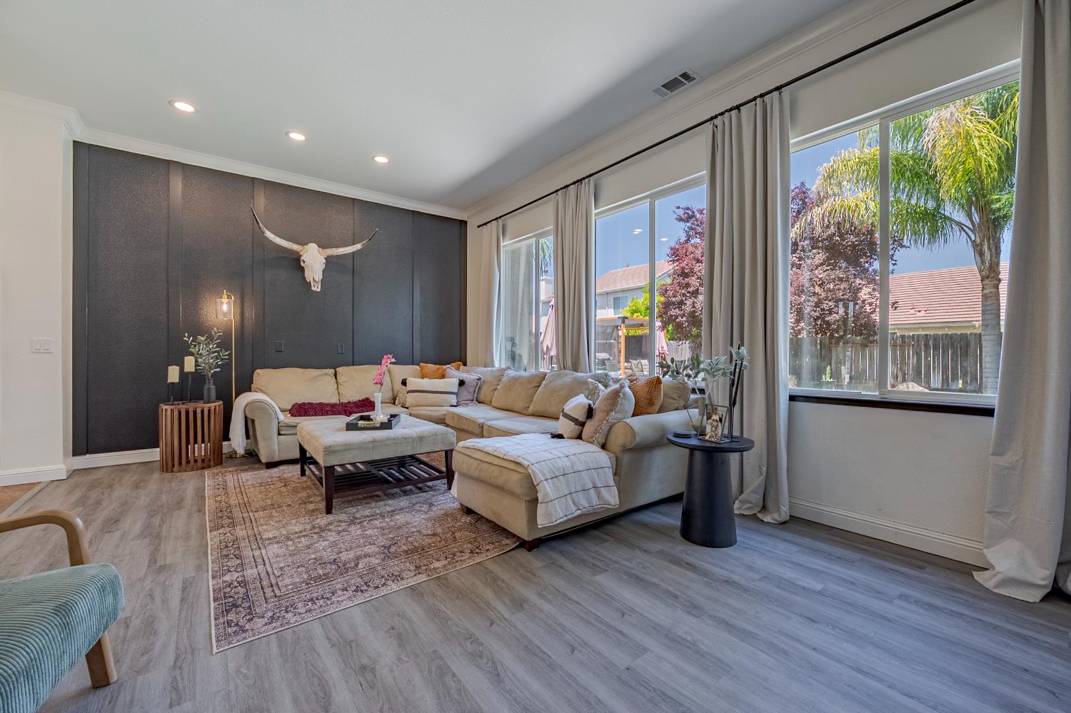 La Quinta Court, Merced, California image 13