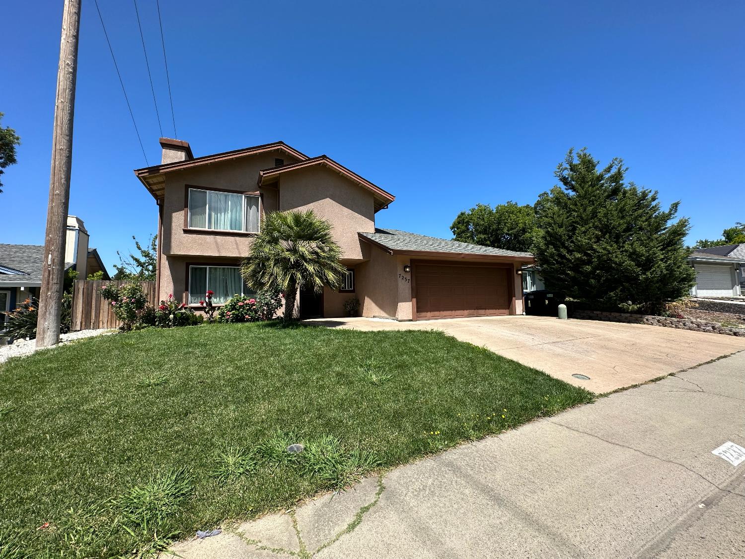 Holworthy Way, Sacramento, California image 3