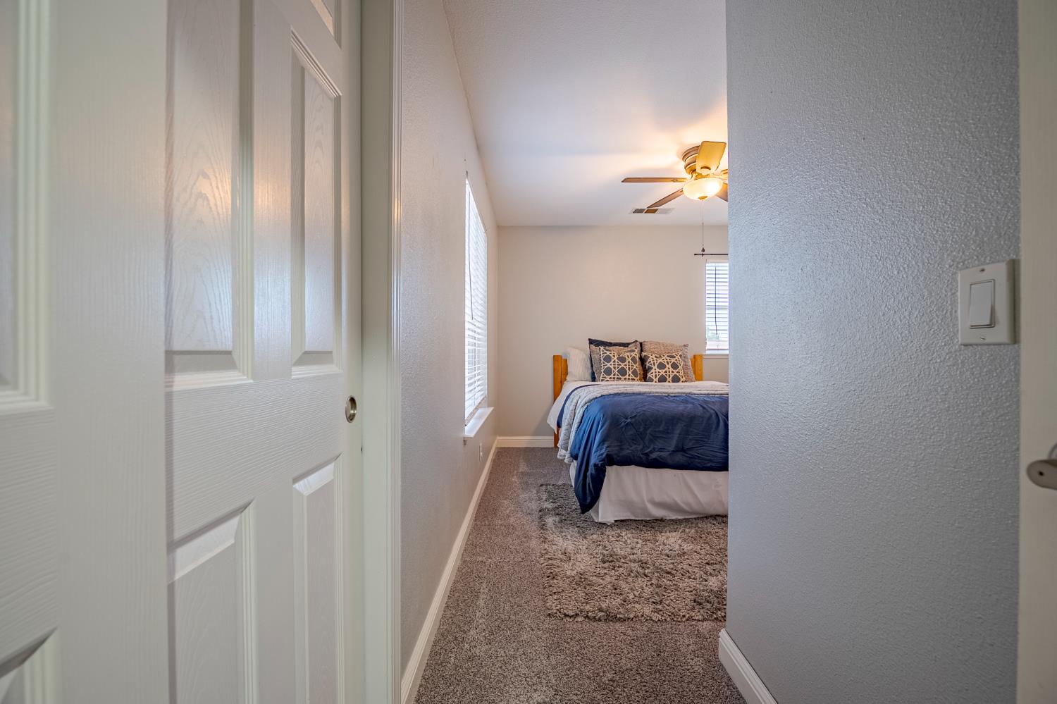 La Quinta Court, Merced, California image 36