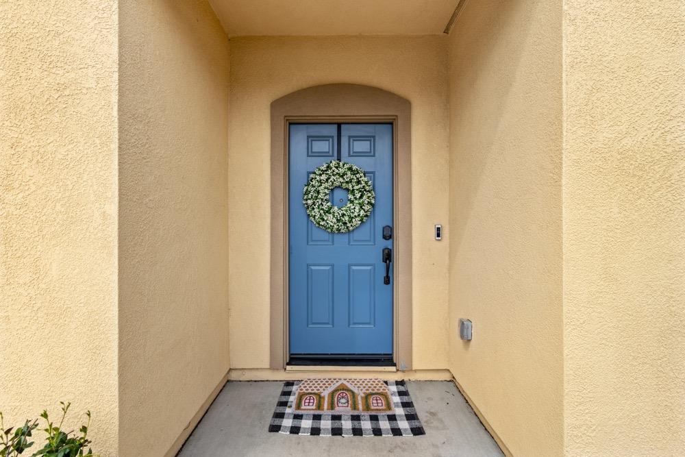 Newfoundland Drive, Roseville, California image 4