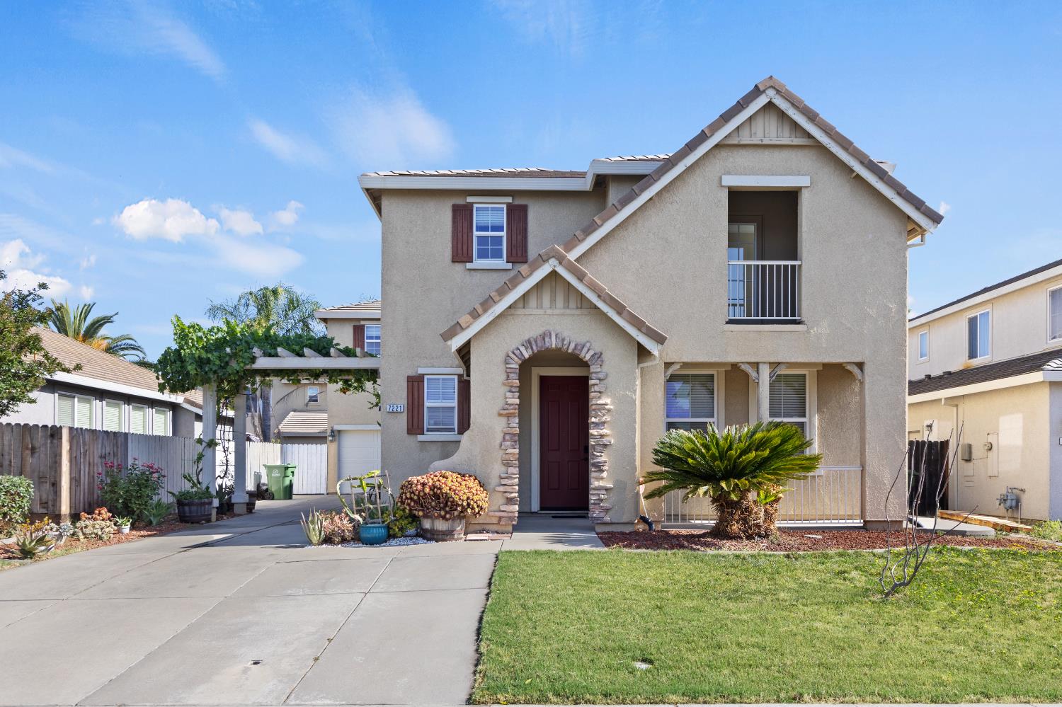 Tavira Court, Elk Grove, California image 1