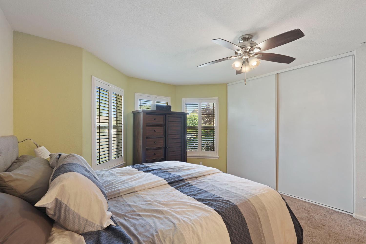 Blackbird Court, Lodi, California image 19