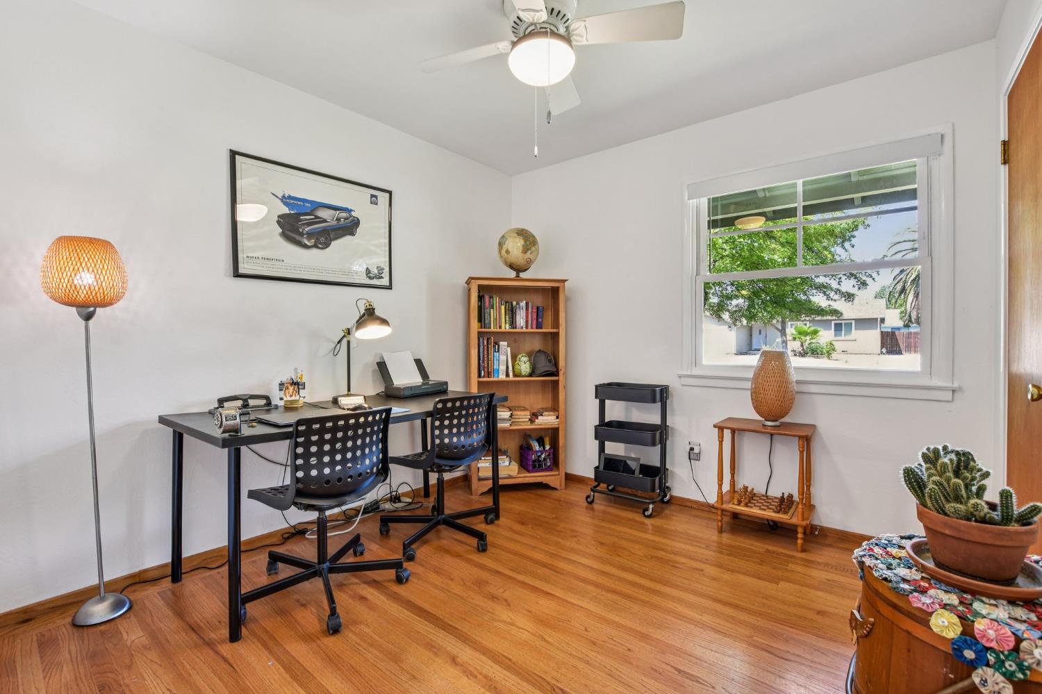 Cedarhurst Way, Carmichael, California image 12