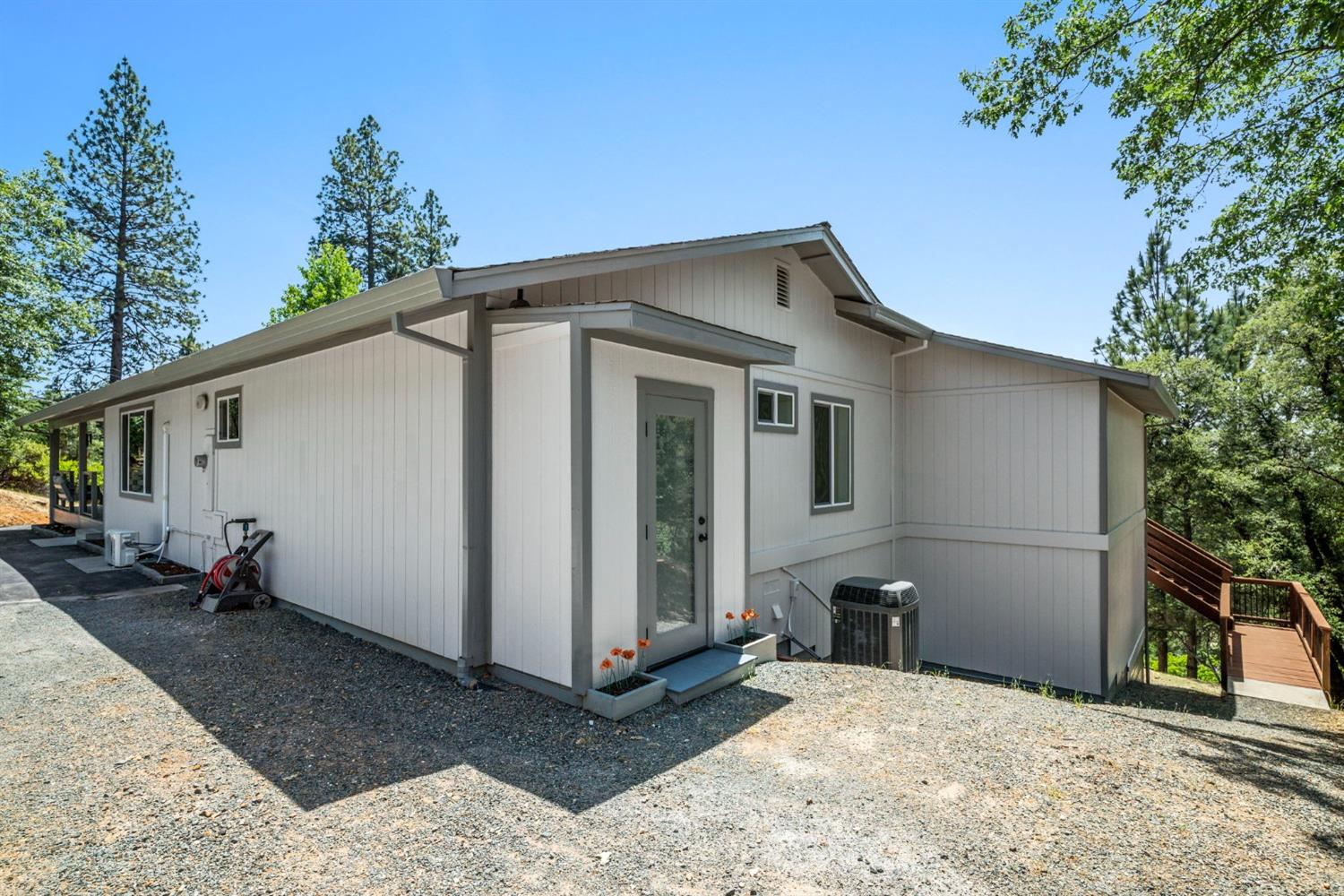 Country Road, Meadow Vista, California image 37