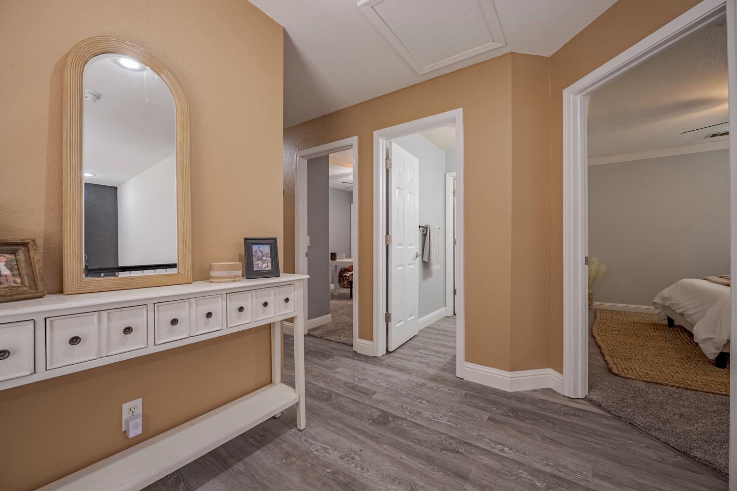 La Quinta Court, Merced, California image 31