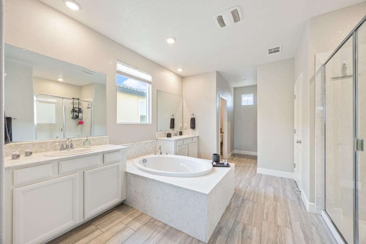 Castle Rock Way, Roseville, California image 30
