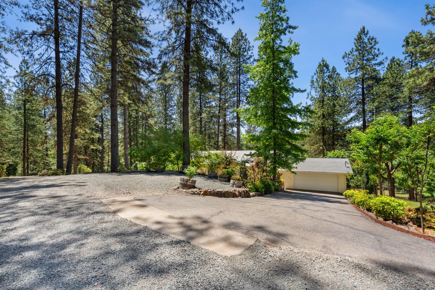 Del Vista Court, Grass Valley, California image 27