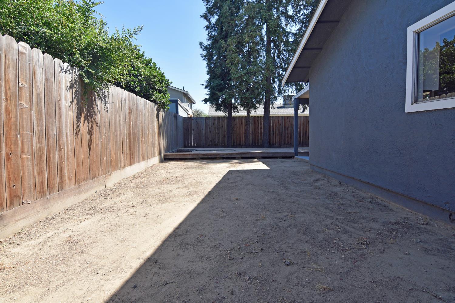 Bluefield Avenue, Turlock, California image 30