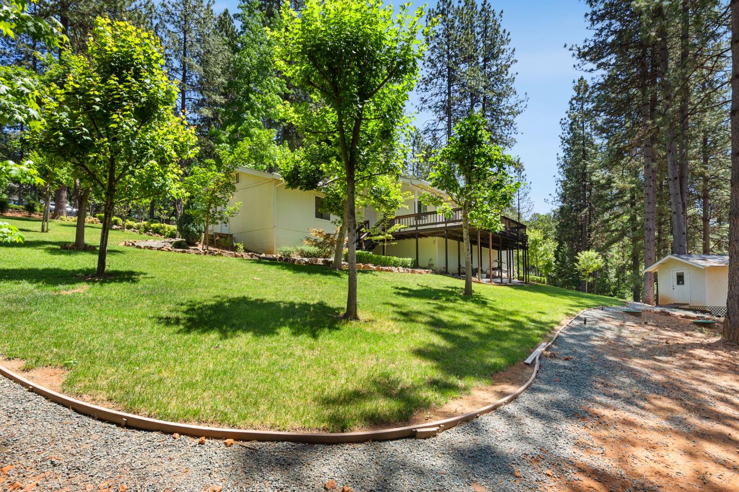 Del Vista Court, Grass Valley, California image 6