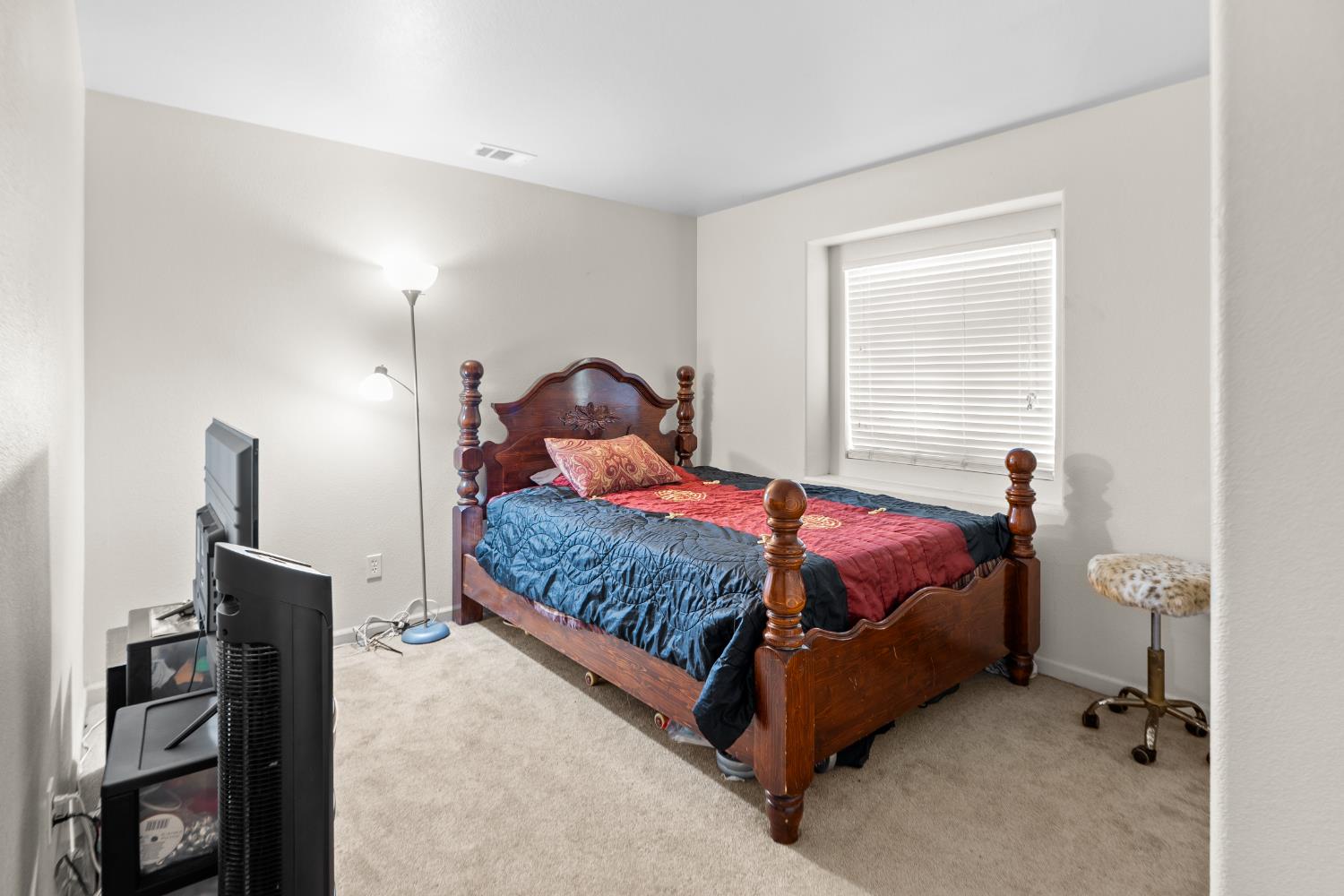 Colma Avenue, Merced, California image 34