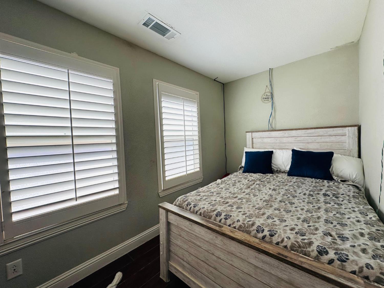 Blueberry Lane, Madera, California image 16