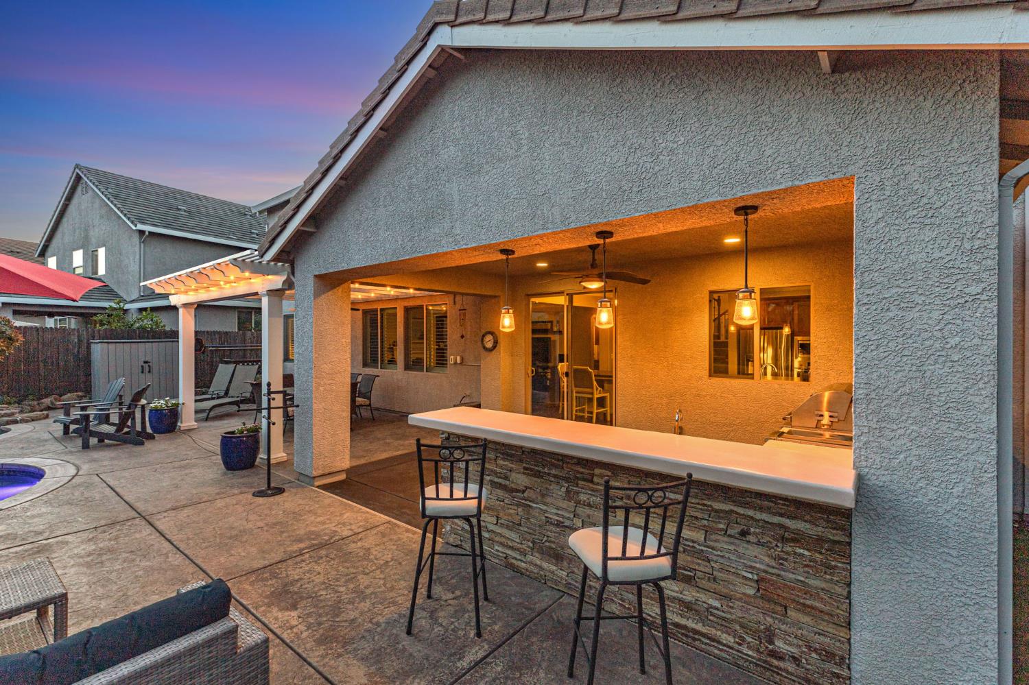 Detail Gallery Image 36 of 45 For 1088 Broken Spoke Ln, Roseville,  CA 95747 - 5 Beds | 4/1 Baths