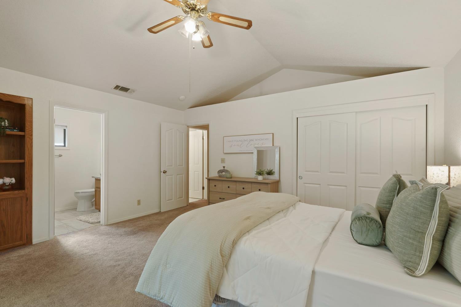 Detail Gallery Image 25 of 39 For 2316 Yosemite Ave, Escalon,  CA 95320 - 3 Beds | 2 Baths