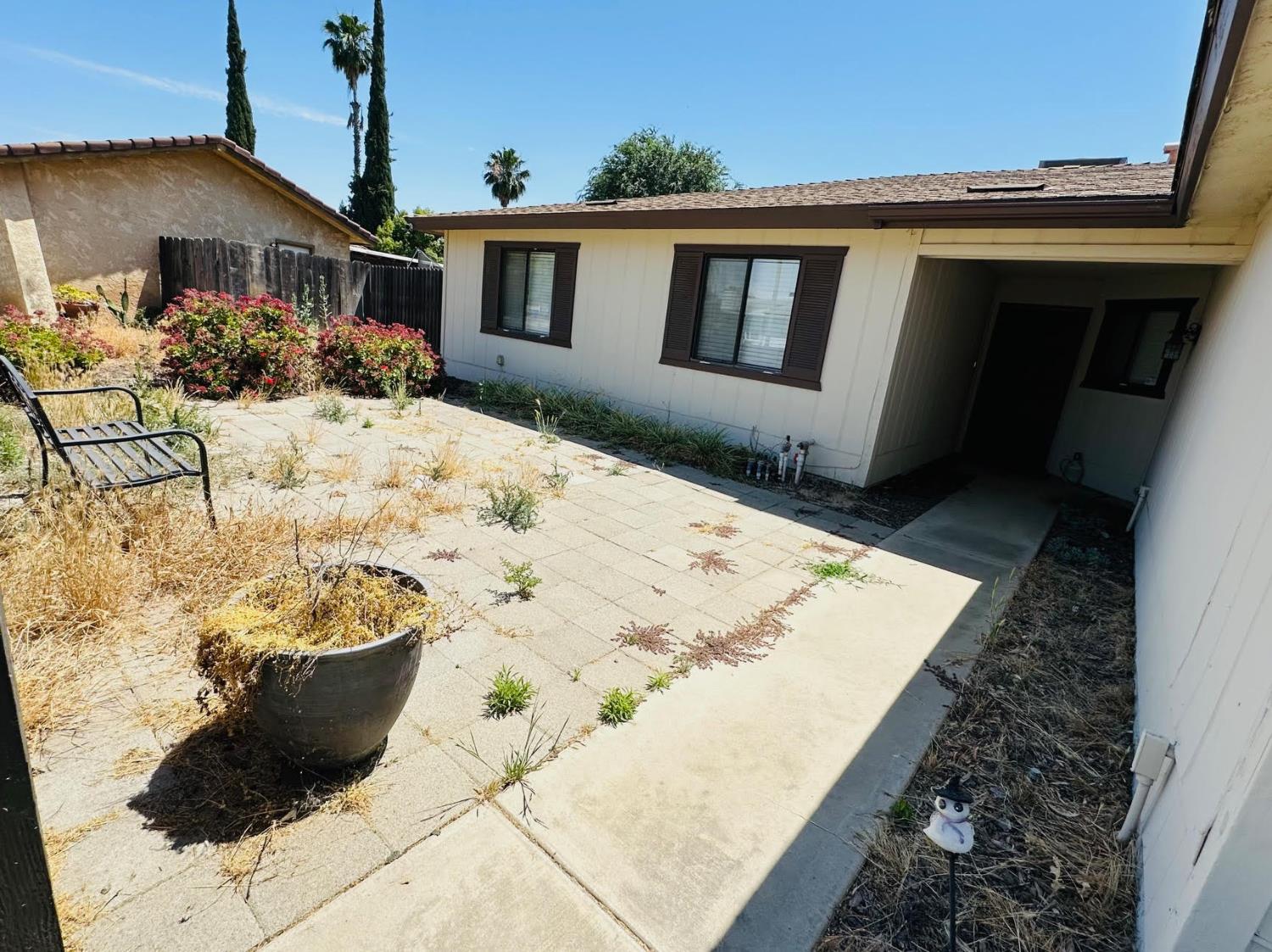 W Malibu Avenue, Fresno, California image 3