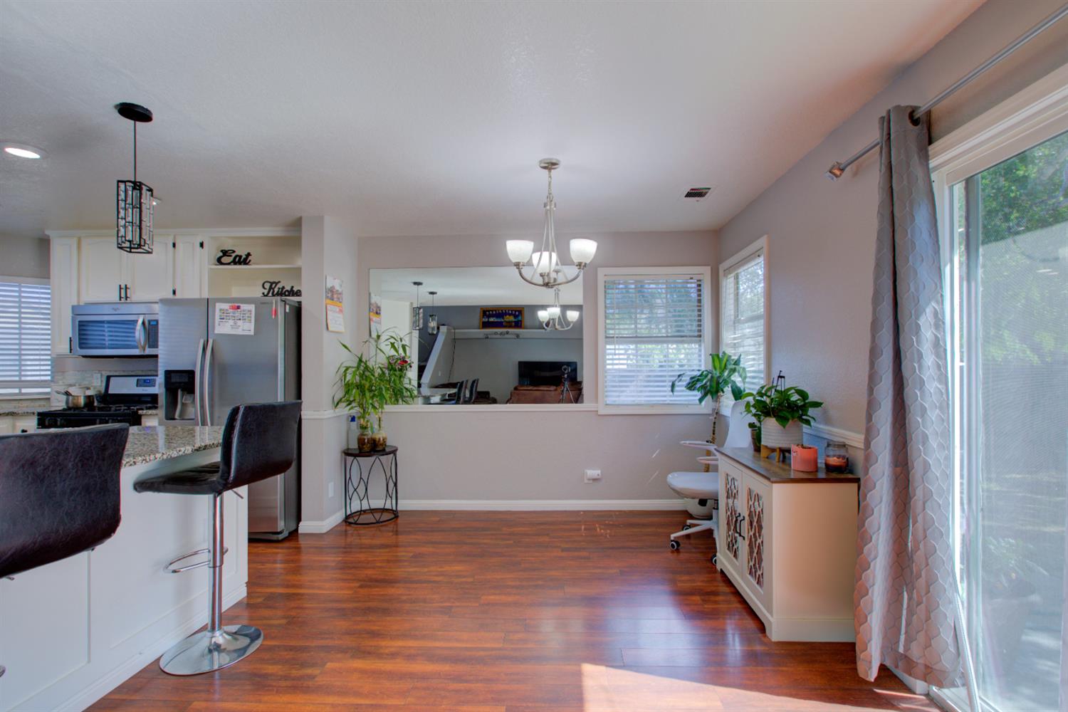 Crestwood Avenue, Manteca, California image 6
