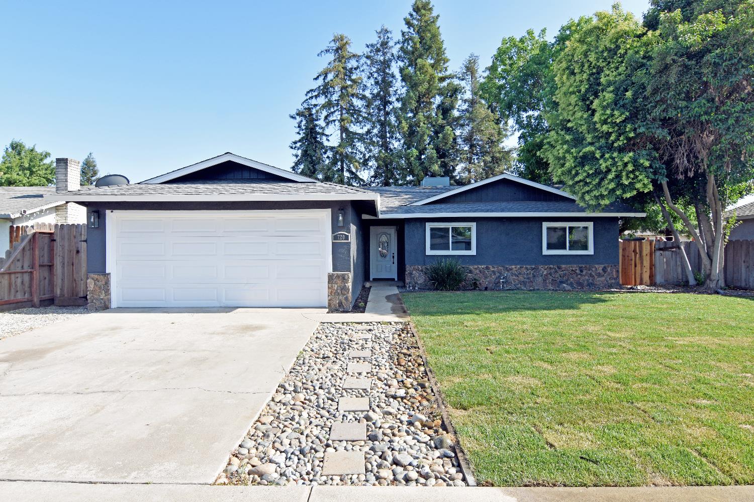 Bluefield Avenue, Turlock, California image 1