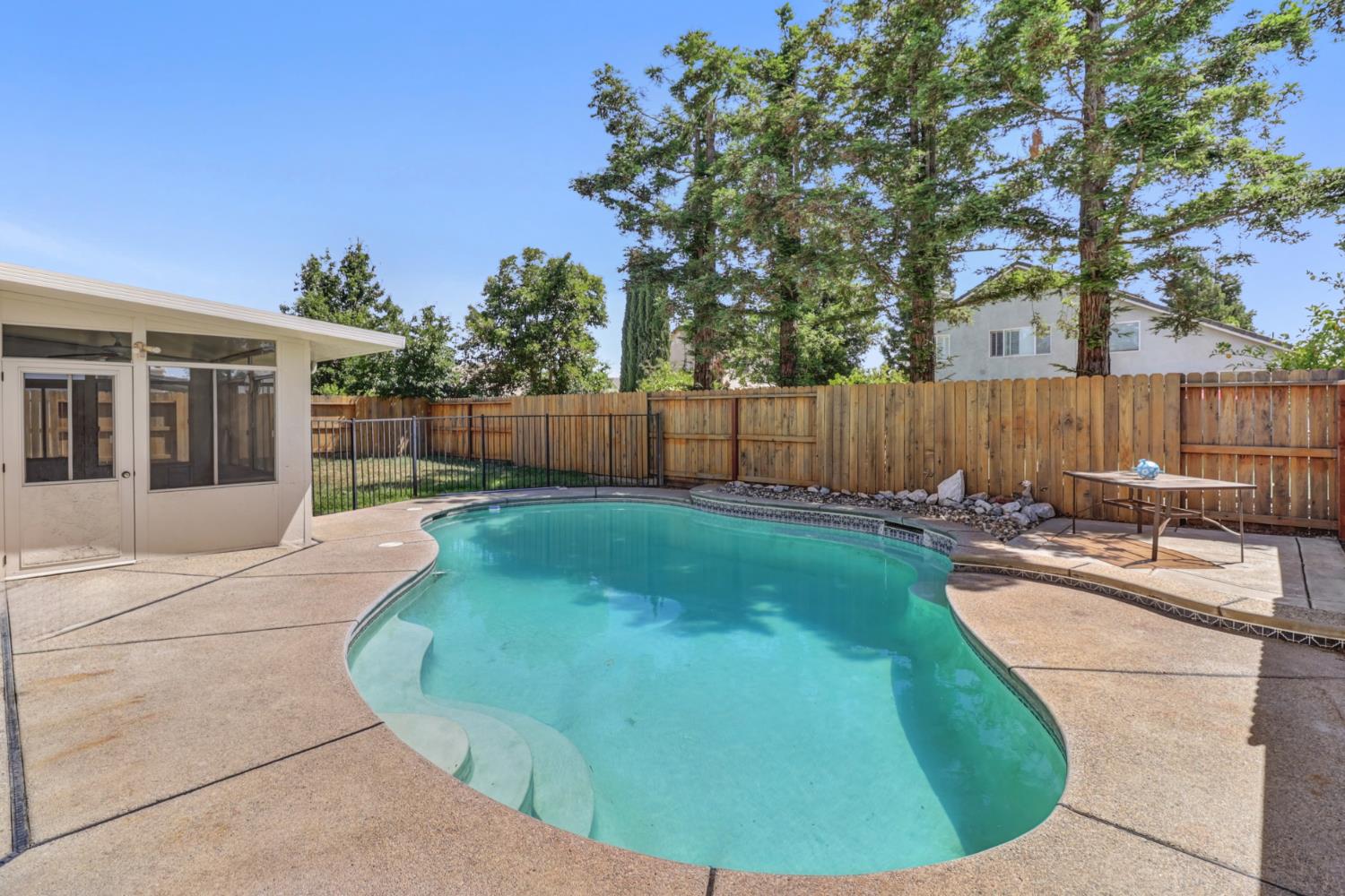 Thornbridge Drive, Galt, California image 33