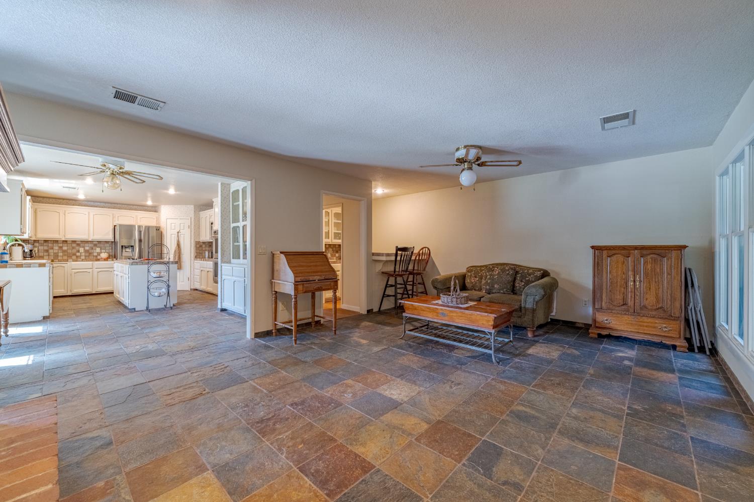 Detail Gallery Image 48 of 84 For 2020 Station Ave, Atwater,  CA 95301 - 4 Beds | 3 Baths