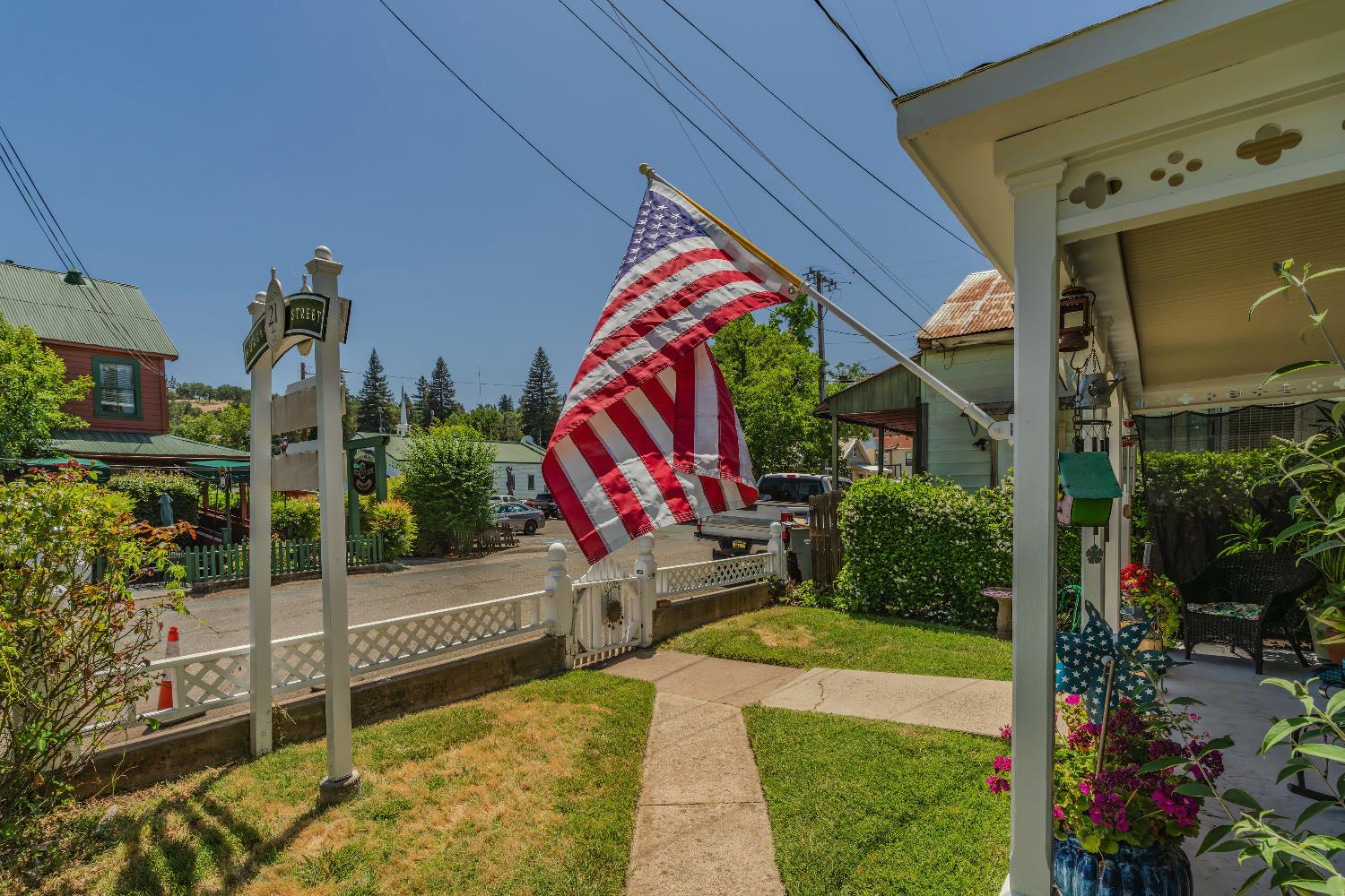 Detail Gallery Image 2 of 26 For 21 Eureka St, Sutter Creek,  CA 95685 - – Beds | – Baths