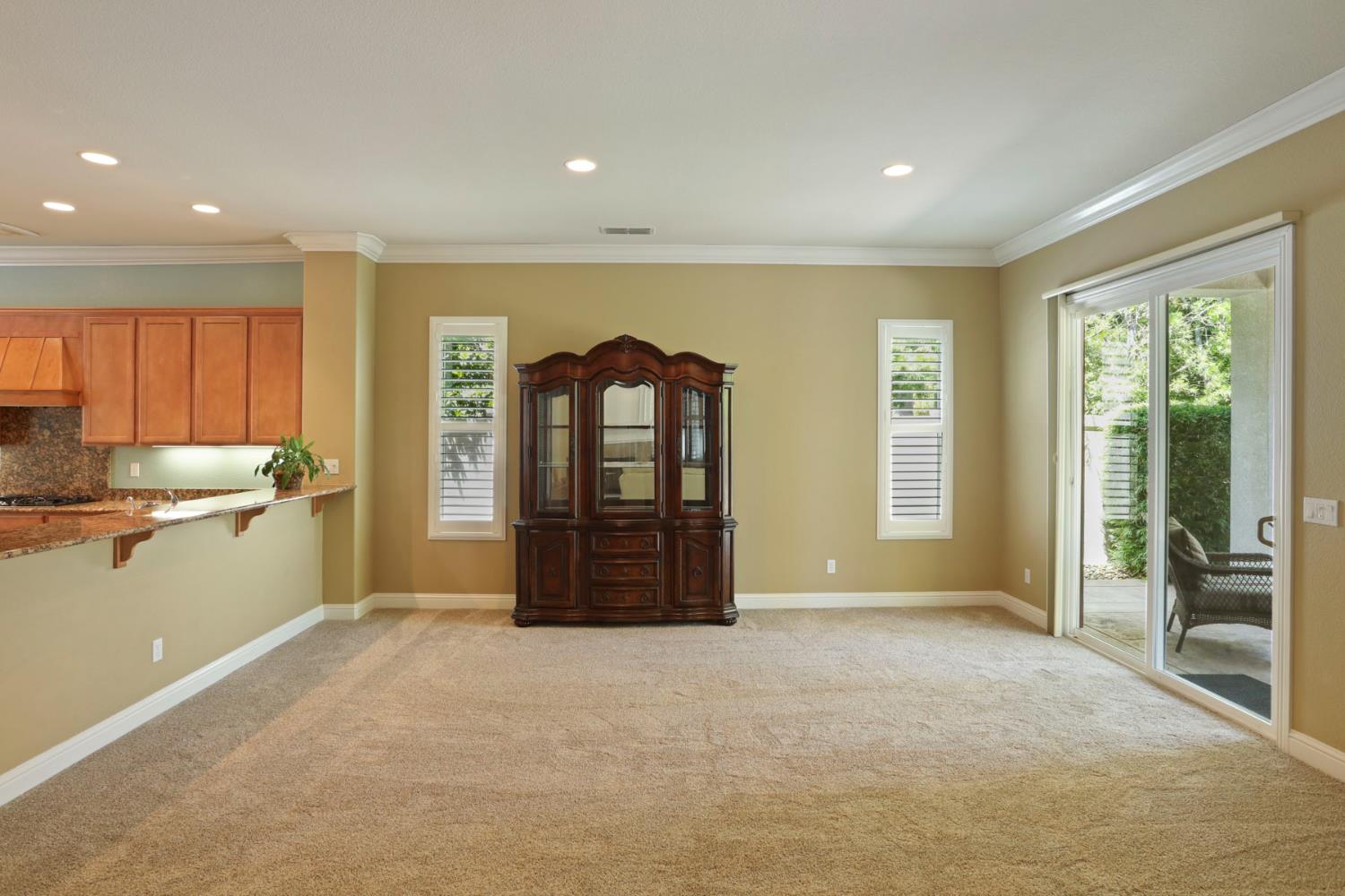 Detail Gallery Image 19 of 74 For 2424 Ashbridge Ln, Manteca,  CA 95336 - 2 Beds | 2/1 Baths