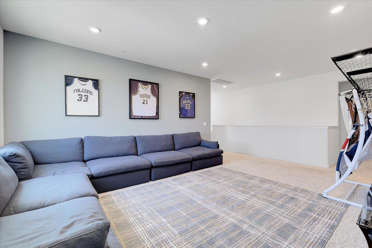 Berryessa Way, Olivehurst, California image 21