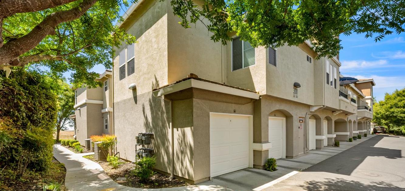 Valley View Parkway #326, El Dorado Hills, California image 3