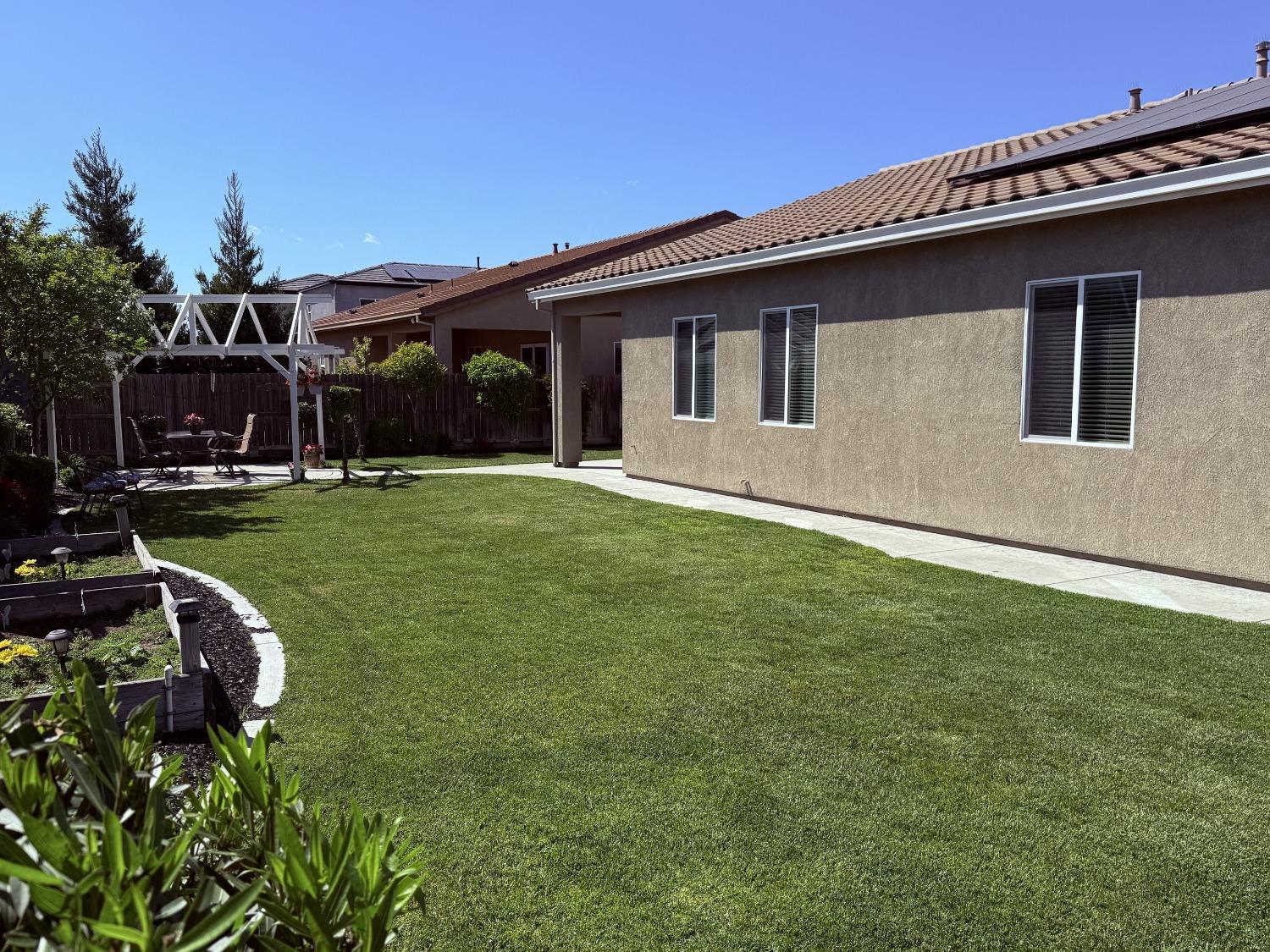 W Woodward Avenue, Manteca, California image 20