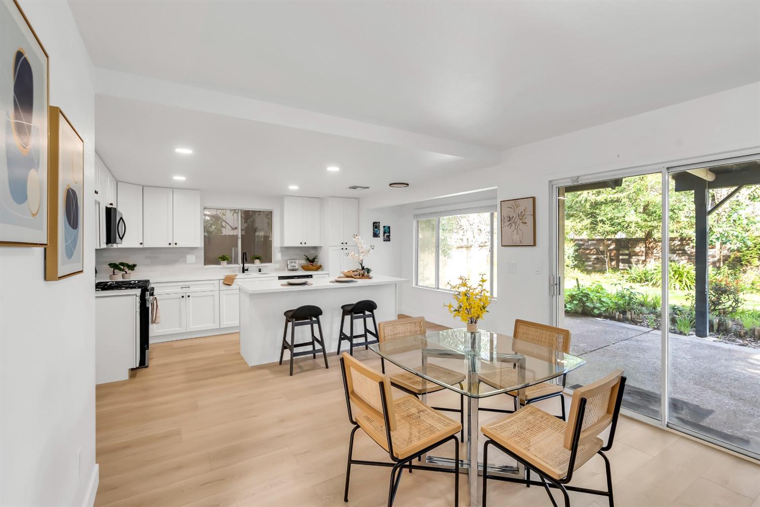 Detail Gallery Image 22 of 57 For 7213 Tiant Way, Elk Grove,  CA 95758 - 3 Beds | 2/1 Baths