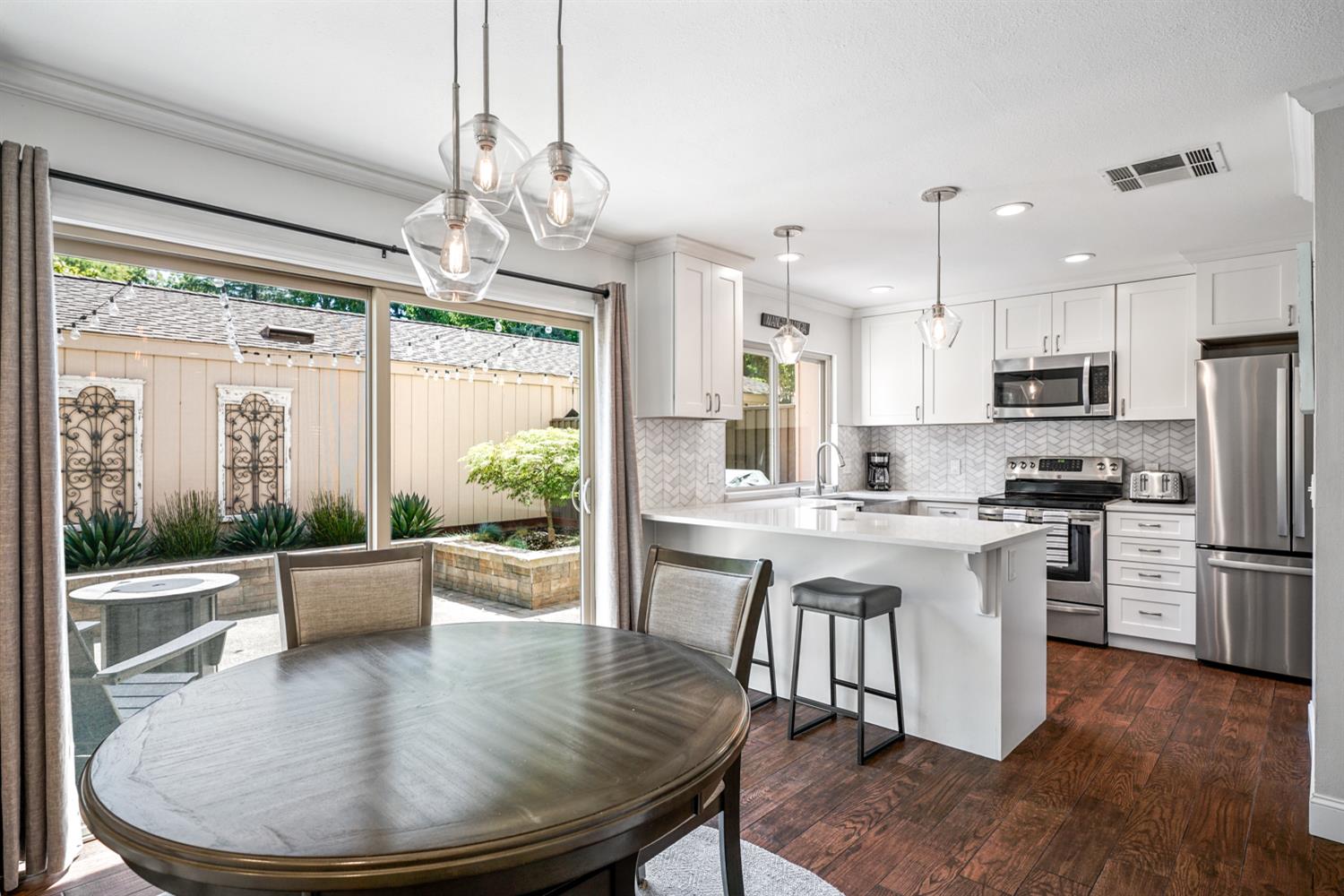 Hartnell Place, Sacramento, California image 11