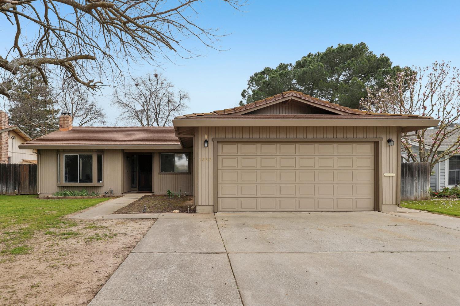 Woodstock Way, Sacramento, California image 1