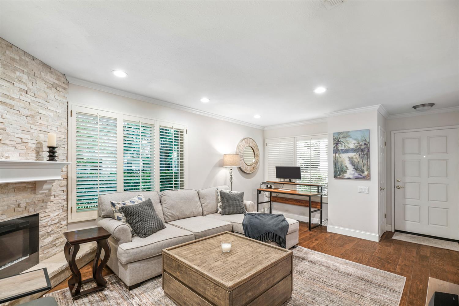 Hartnell Place, Sacramento, California image 5