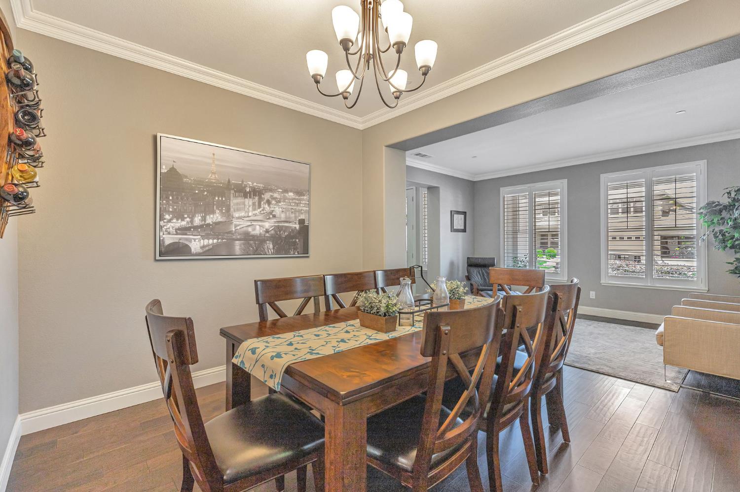 Detail Gallery Image 15 of 45 For 1088 Broken Spoke Ln, Roseville,  CA 95747 - 5 Beds | 4/1 Baths