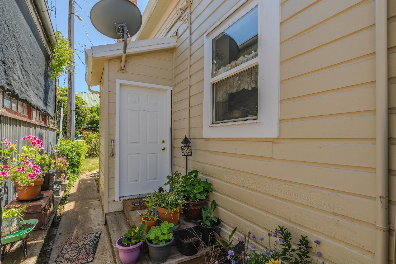 Detail Gallery Image 16 of 26 For 21 Eureka St, Sutter Creek,  CA 95685 - – Beds | – Baths