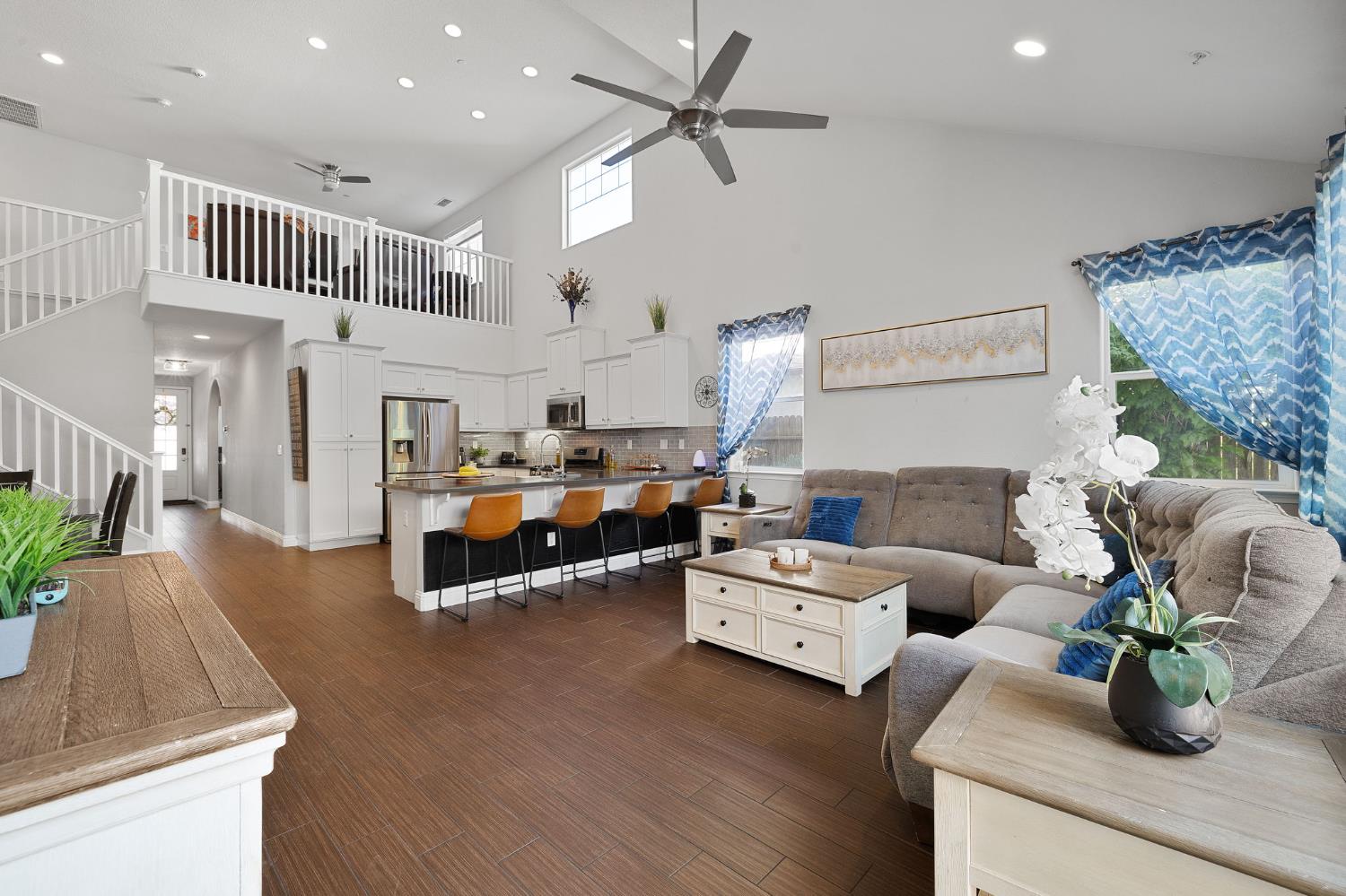 Branigan Lake Way, Rancho Cordova, California image 4