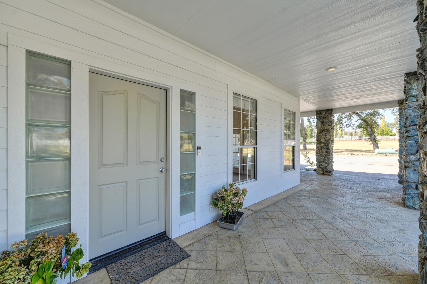 Gray Oak Drive, Rough and Ready, California image 10