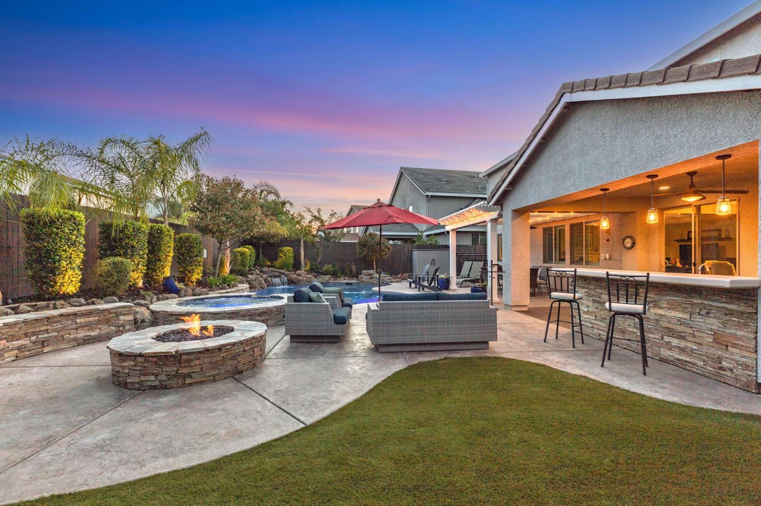 Detail Gallery Image 31 of 45 For 1088 Broken Spoke Ln, Roseville,  CA 95747 - 5 Beds | 4/1 Baths