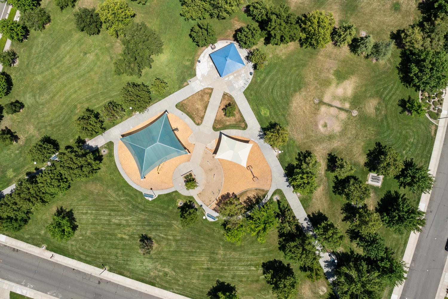 Marrissey Lane, Sacramento, California image 31