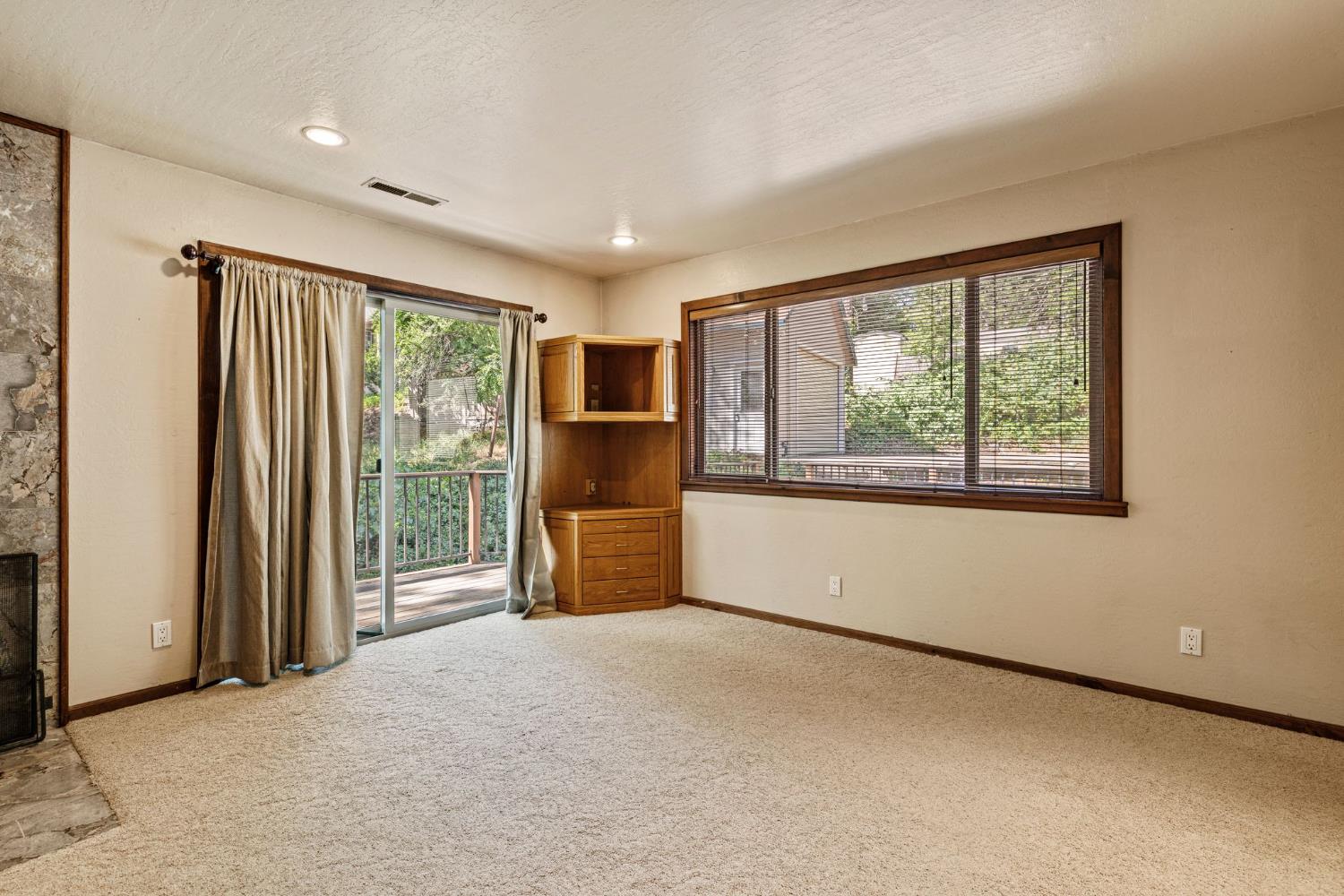 Holly Way, Placerville, California image 13