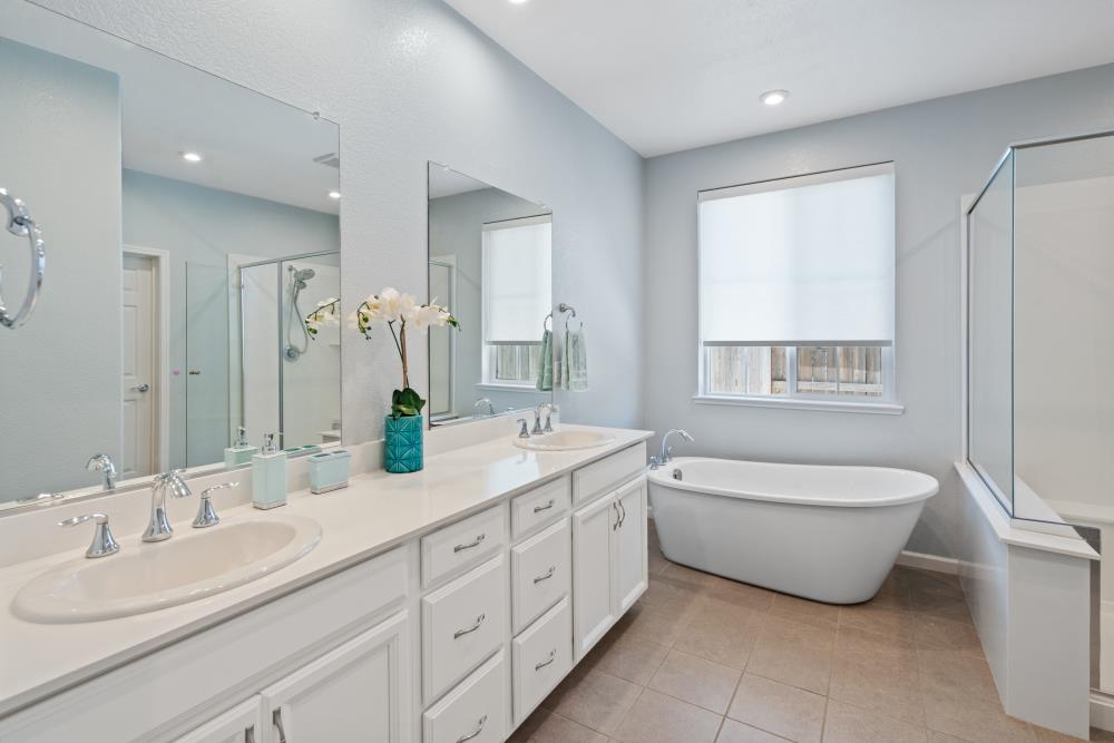 Montaria Way, Elk Grove, California image 19