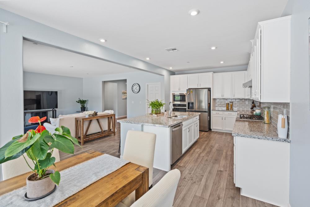 Montaria Way, Elk Grove, California image 30