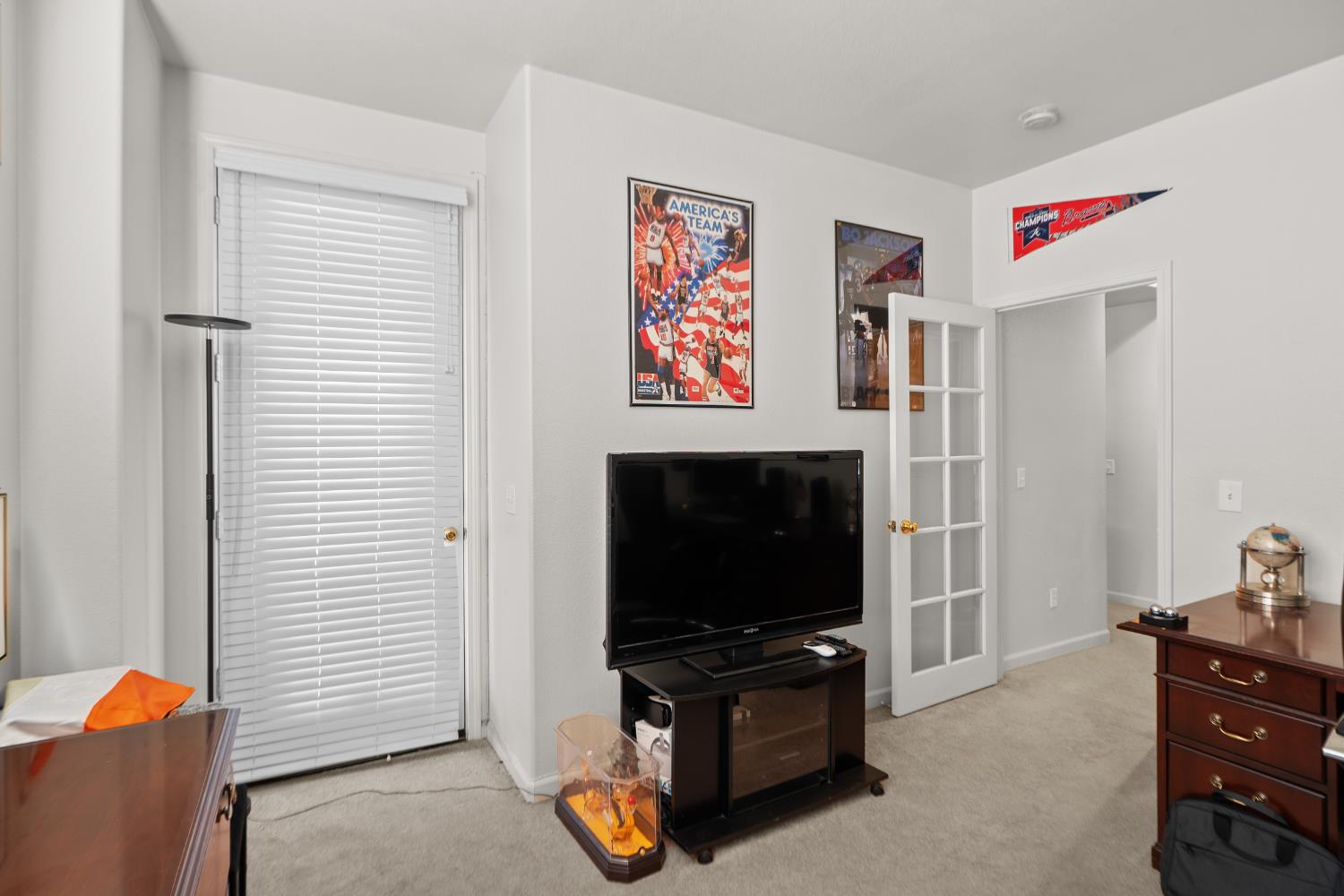 Colma Avenue, Merced, California image 20