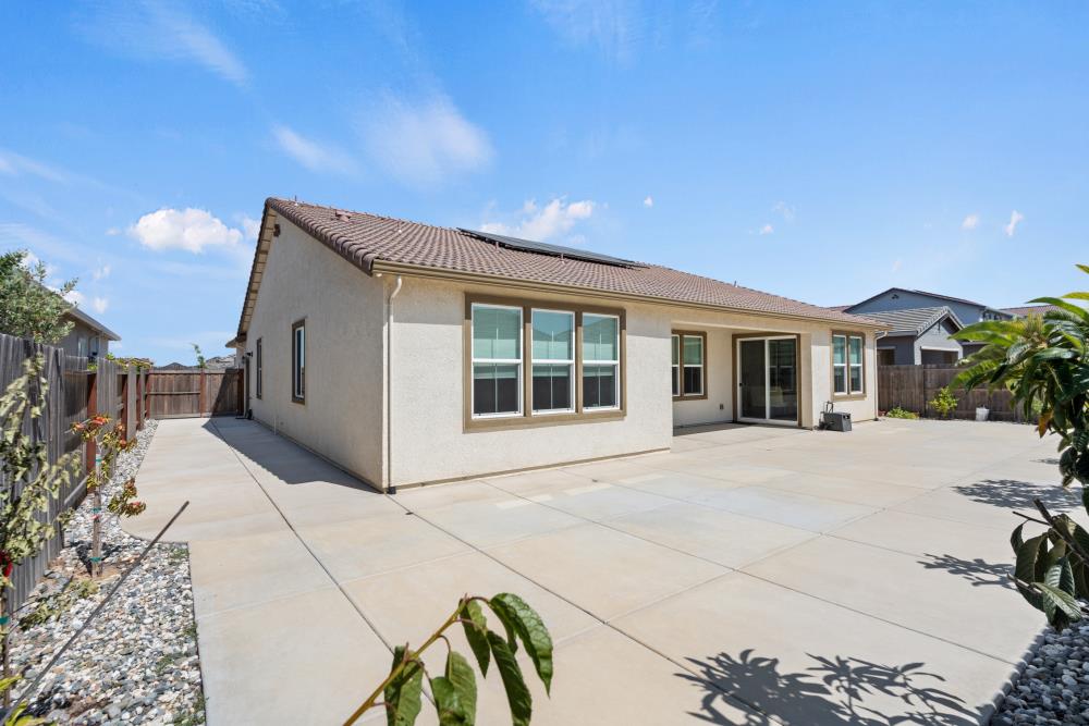 Montaria Way, Elk Grove, California image 37