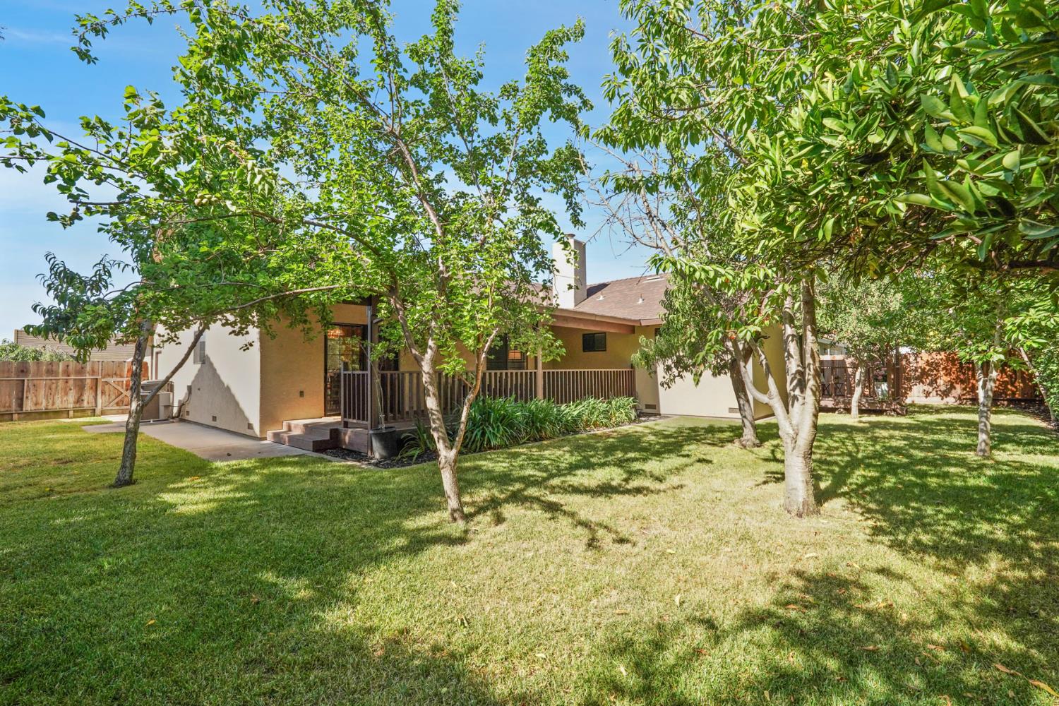 Detail Gallery Image 33 of 39 For 2316 Yosemite Ave, Escalon,  CA 95320 - 3 Beds | 2 Baths