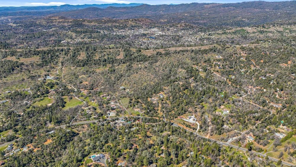 Tuolumne Road, Tuolumne, California image 40